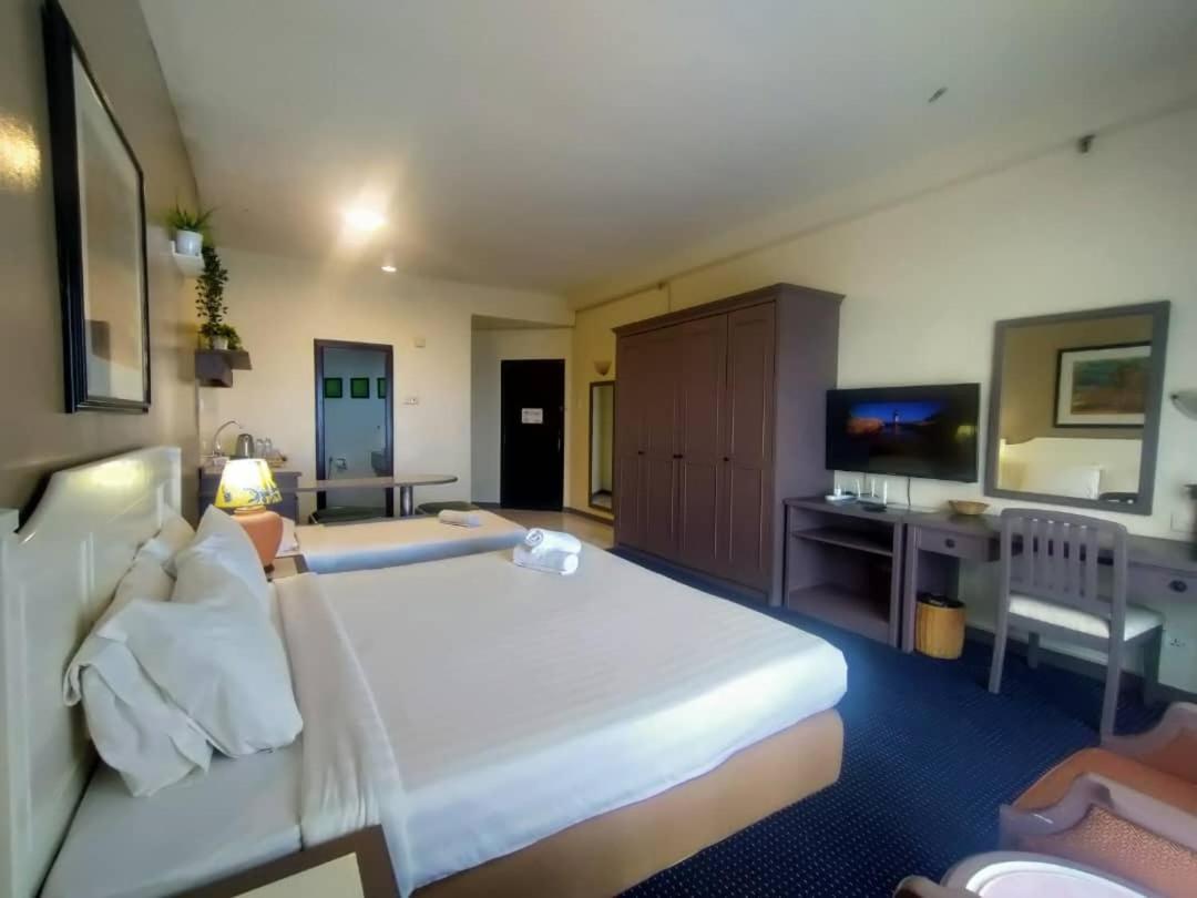 17 Jazz Sweet Beachfront Resort Tanjung Bungah  Exterior foto